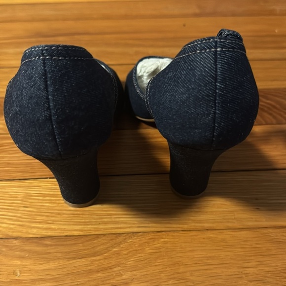 Newport News Blue Denim Wide Heel Open Front 8M Brand New In Box - Picture 5 of 13